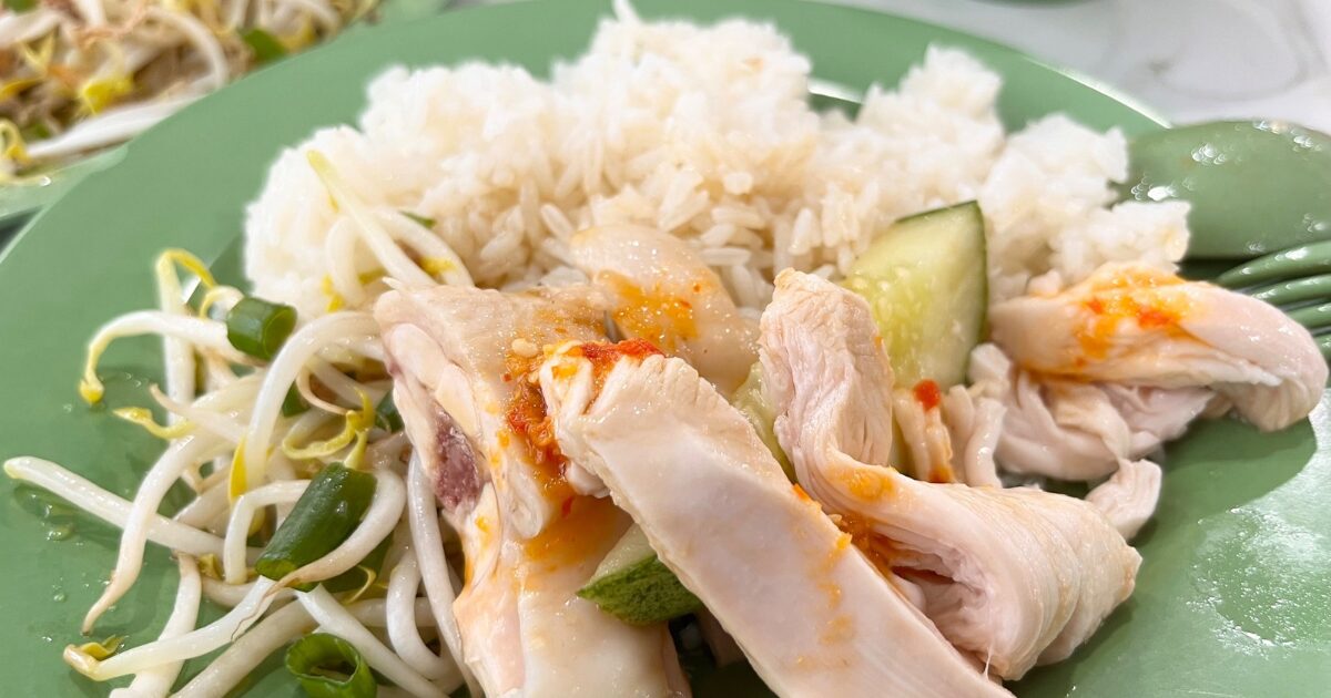 シンガポールに来たら一度は食べたい！チキンライス