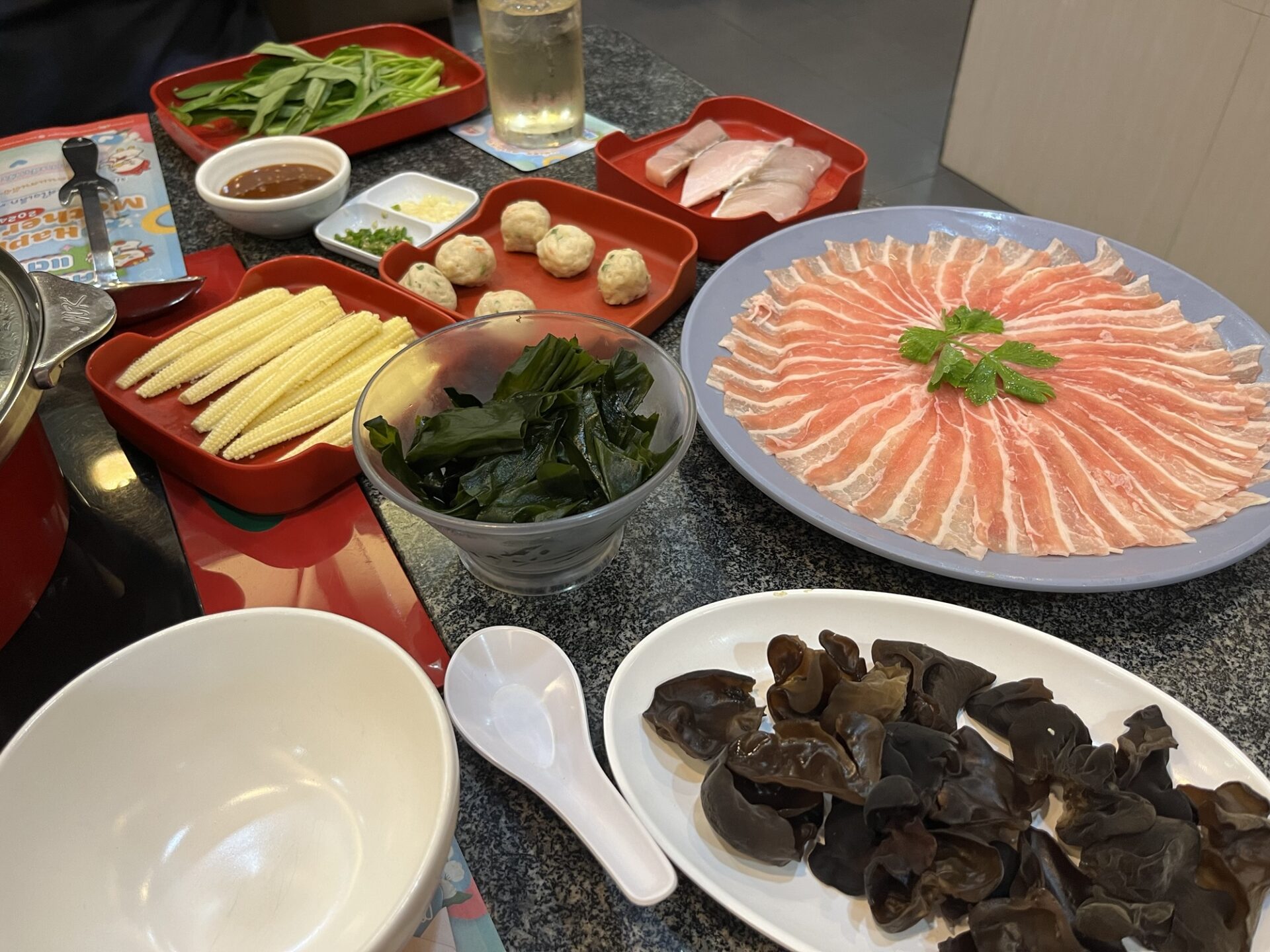 タイに行ったら食べて欲しいMKレストランの「タイすき」
